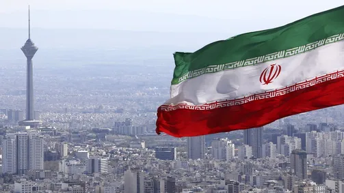 تعليق الرحلات الجوية في مدن إيرانية بعد قصف استهدف أصفهان