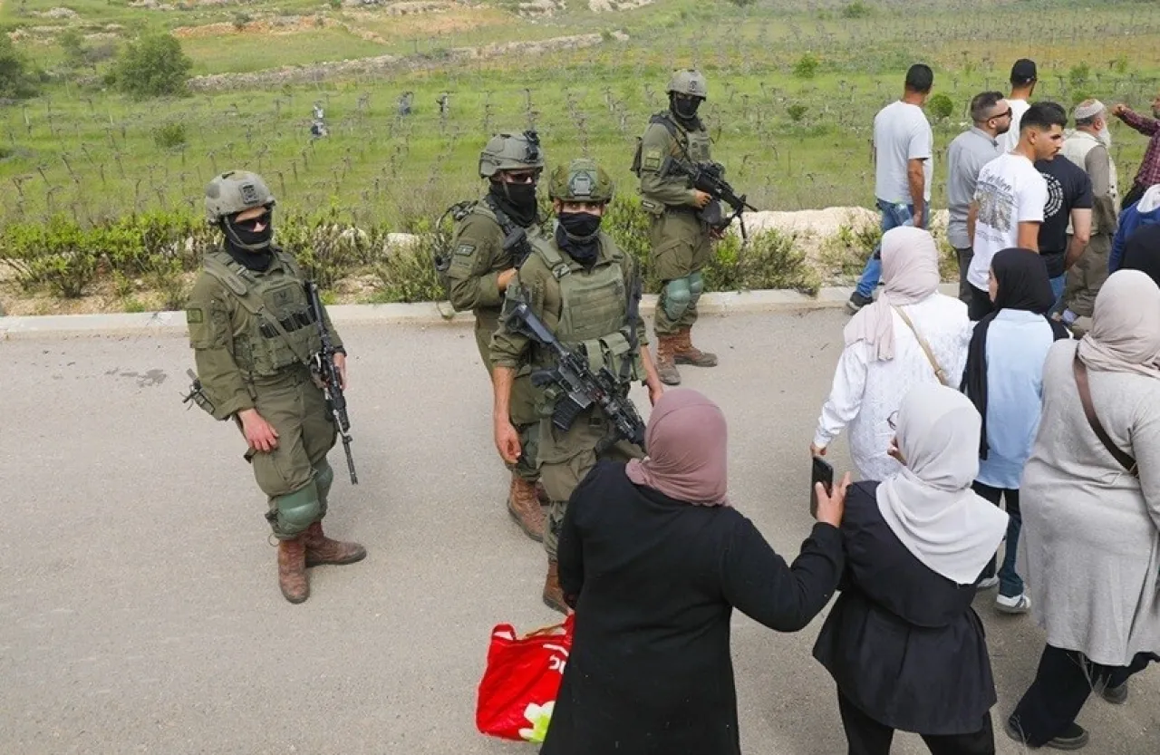 جنود ومستوطنون إسرائيليون يستخدمون (تكتيك العنف الجنسي)