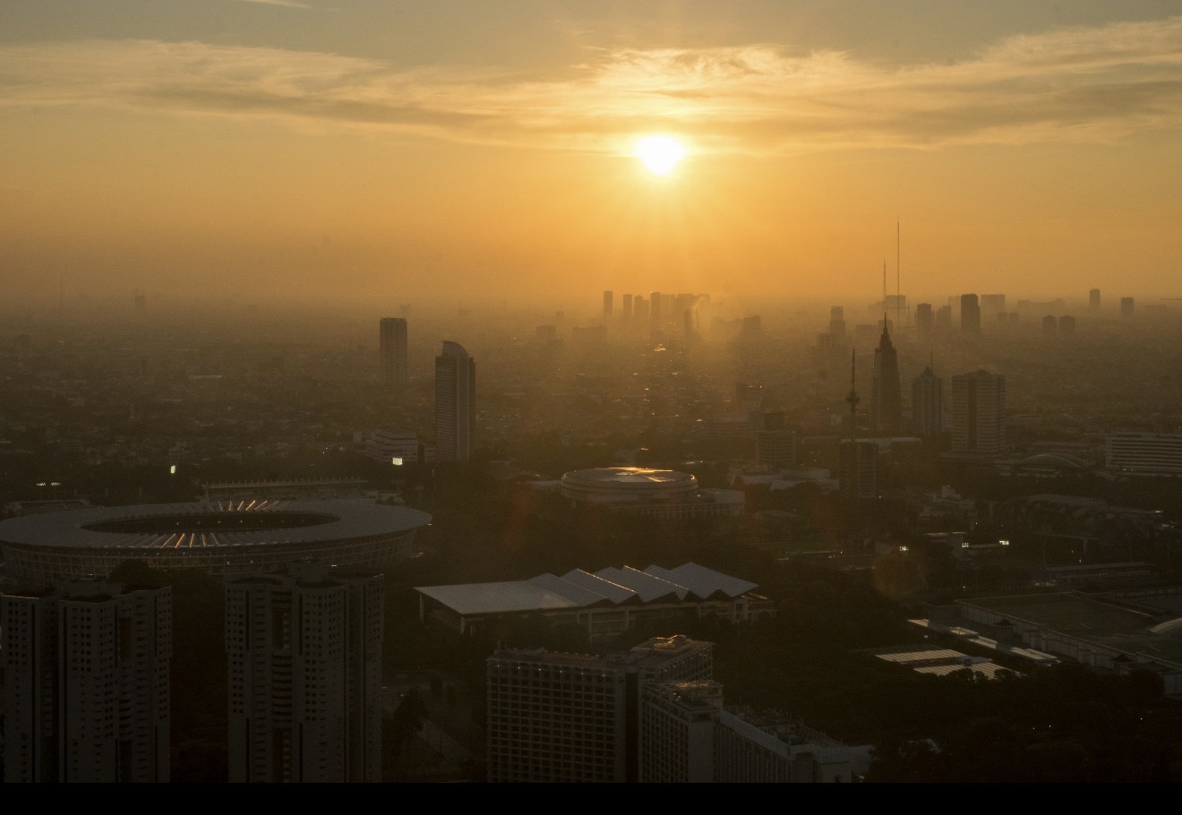 حين يعسعس الليل… العالم يترقب أنفاس الصبح